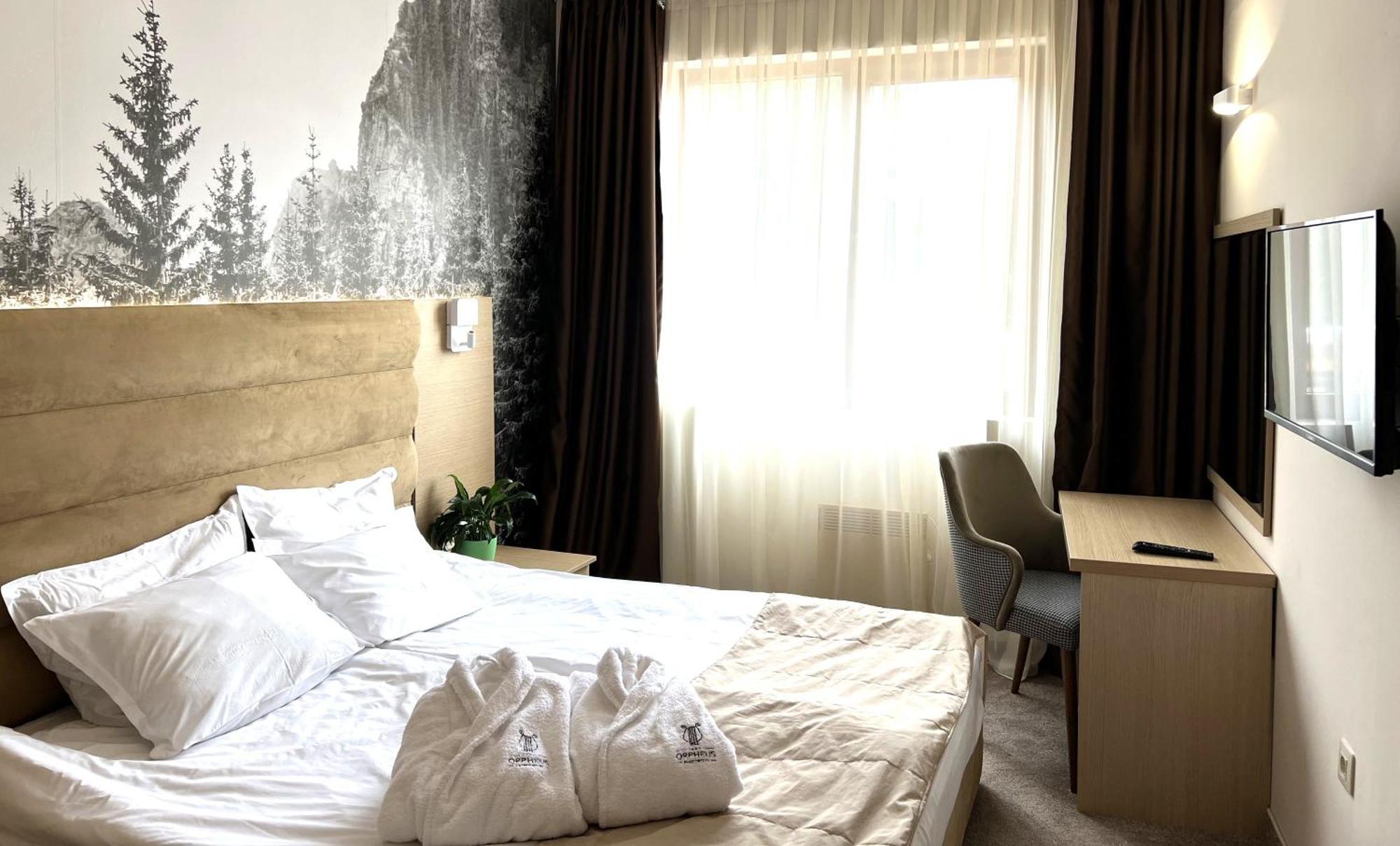 Hotel Orpheus - Casino And Spa パンポロボ エクステリア 写真