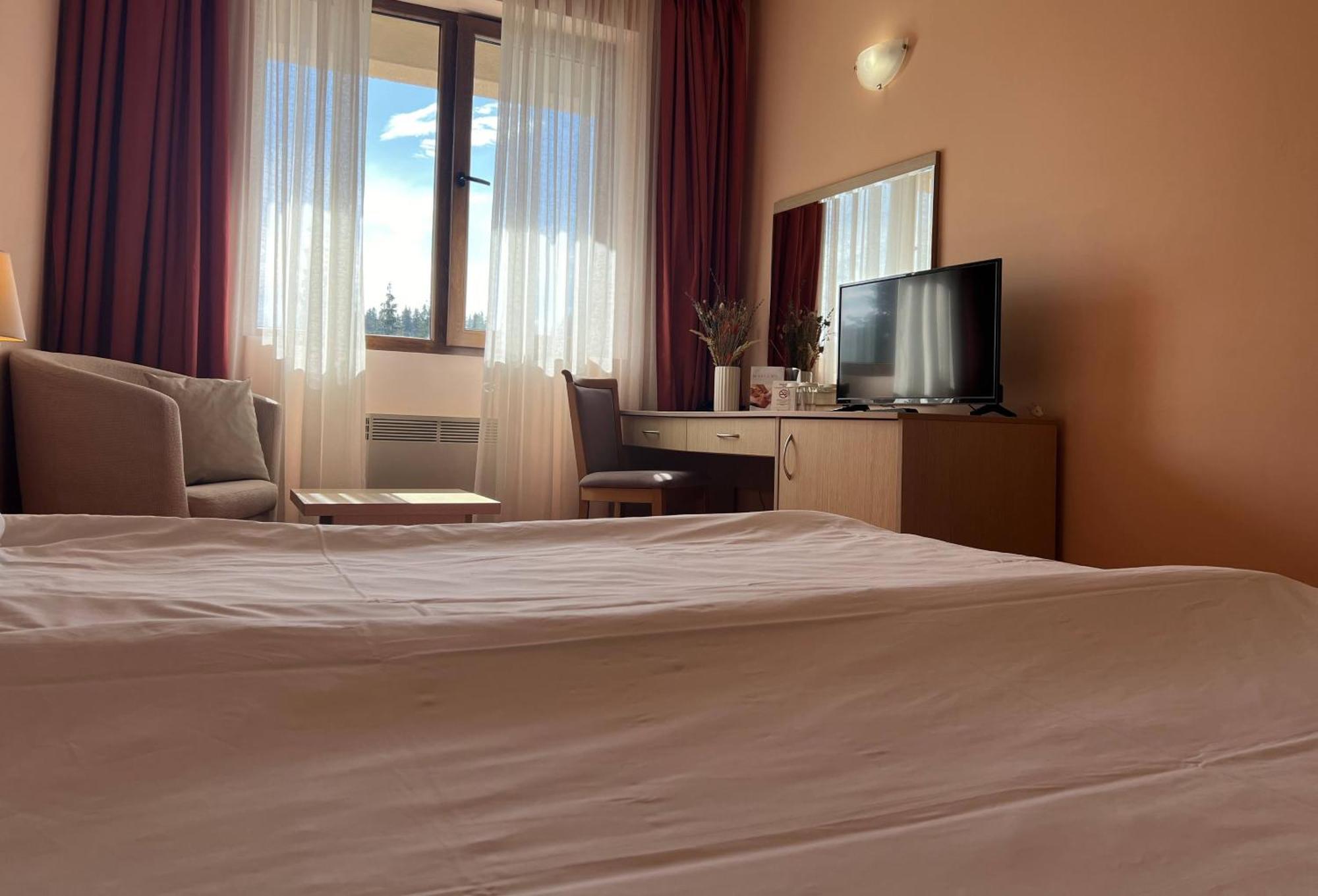 Hotel Orpheus - Casino And Spa パンポロボ エクステリア 写真