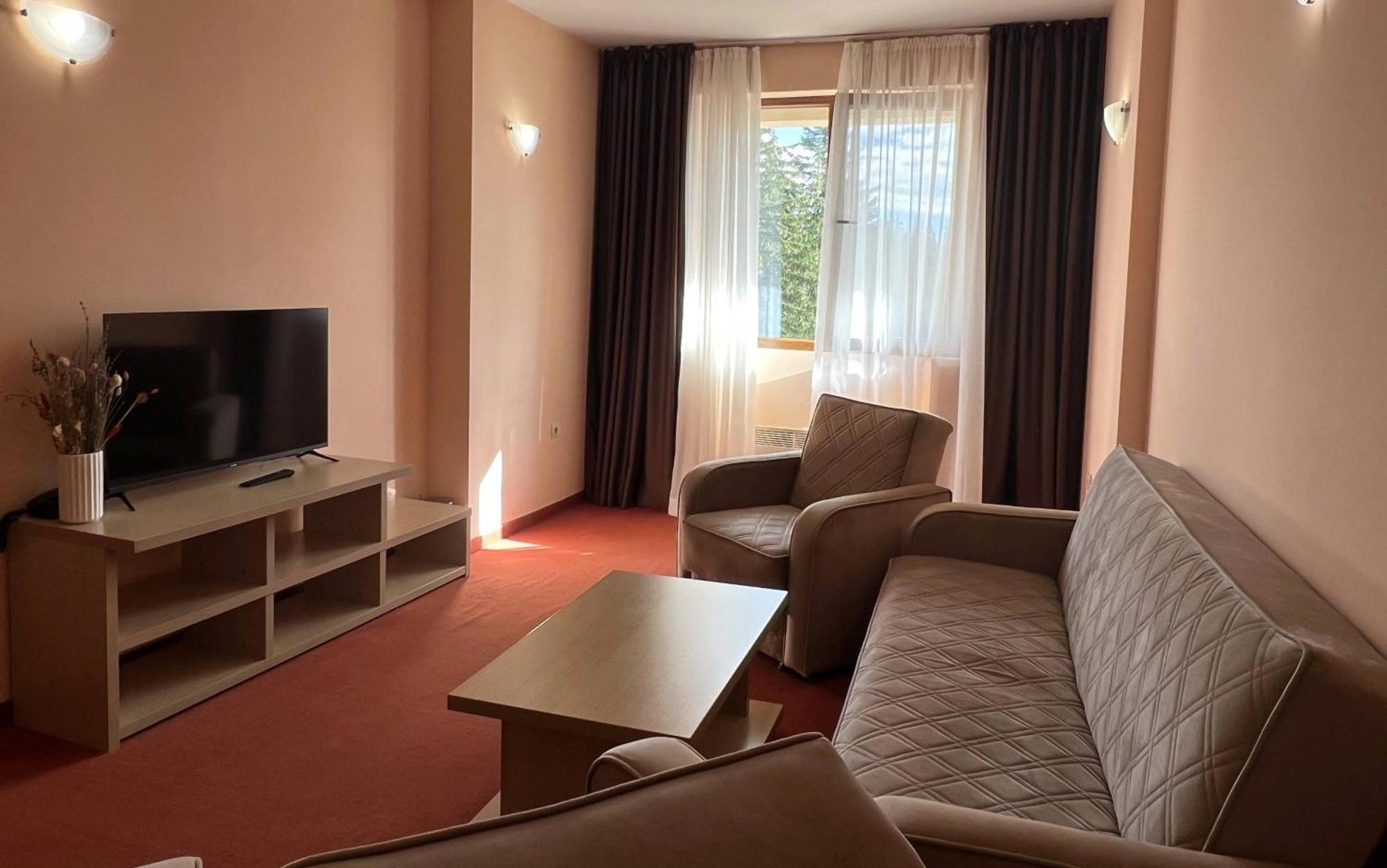Hotel Orpheus - Casino And Spa パンポロボ エクステリア 写真