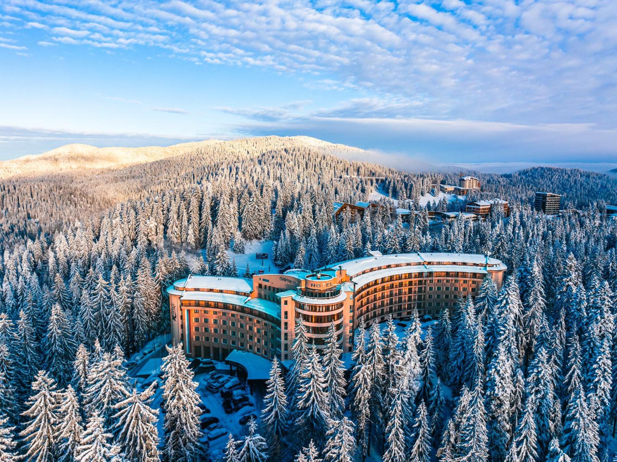 Hotel Orpheus - Casino And Spa パンポロボ エクステリア 写真